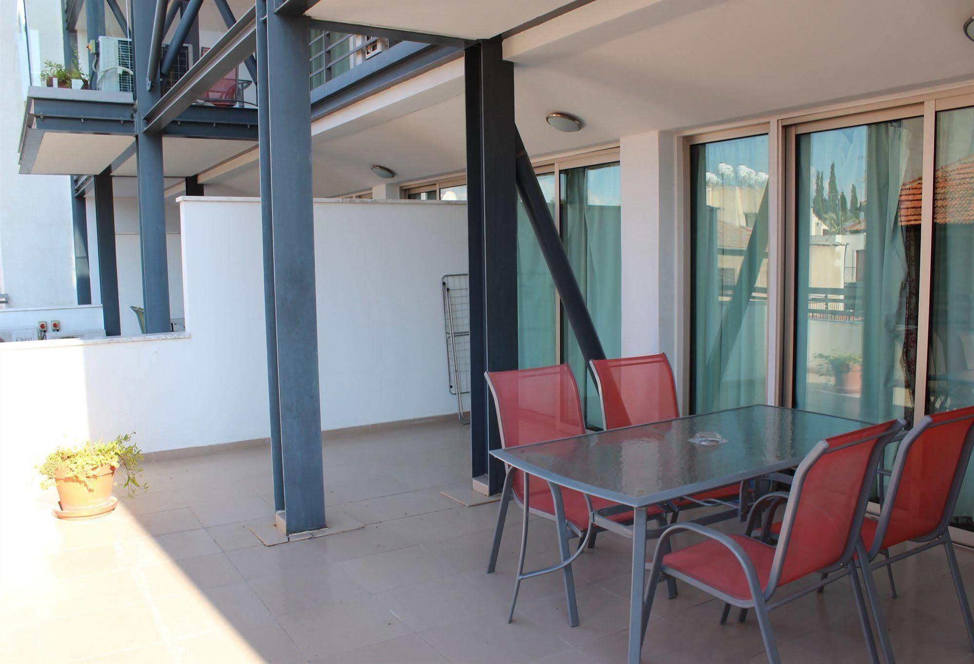 Eleonora Hotel Apartments Lárnaca Exterior foto